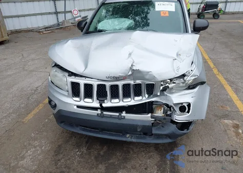 2011 Jeep Compass из США, поврежденный, VIN 1J4NF1FB2BD148448